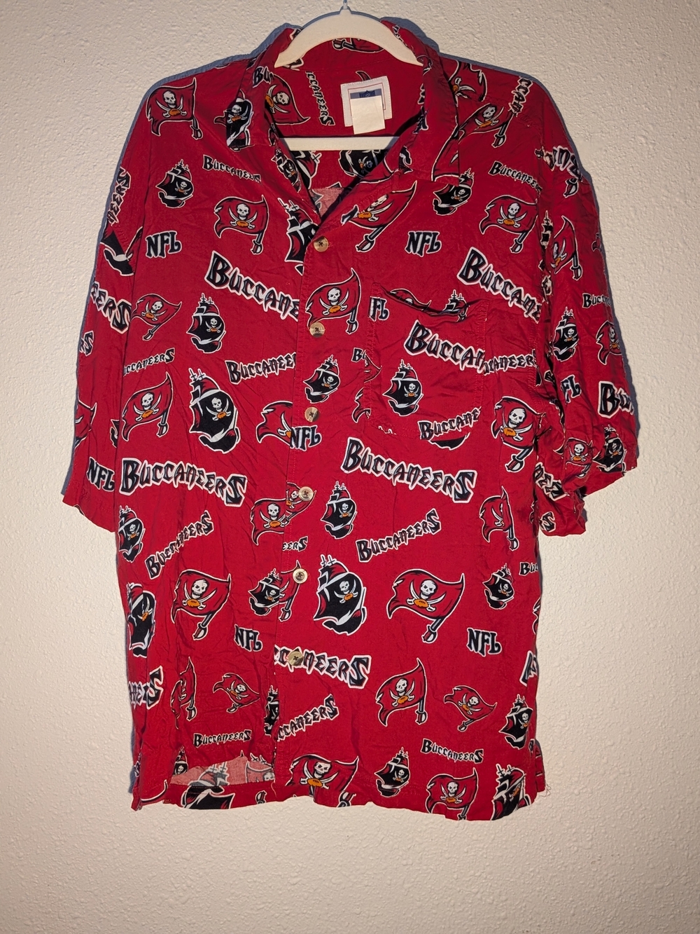 NFL Buccaneers Red All-Over Logo Button-Down Shirt Large